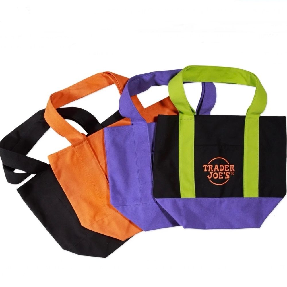 Trader Joe’s Mini Totes set Halloween
